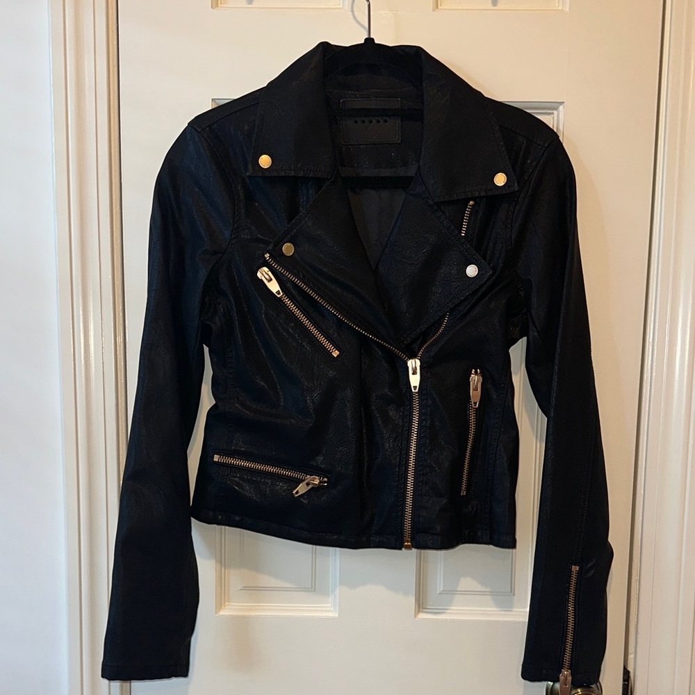 BLANK NYC Chic Black Faux Leather Moto Jacket
